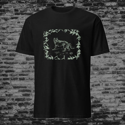 Huntress Wolf T-Shirt - Moss Green