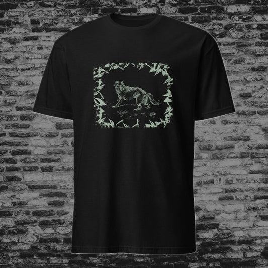 Huntress Wolf T-Shirt - Moss Green